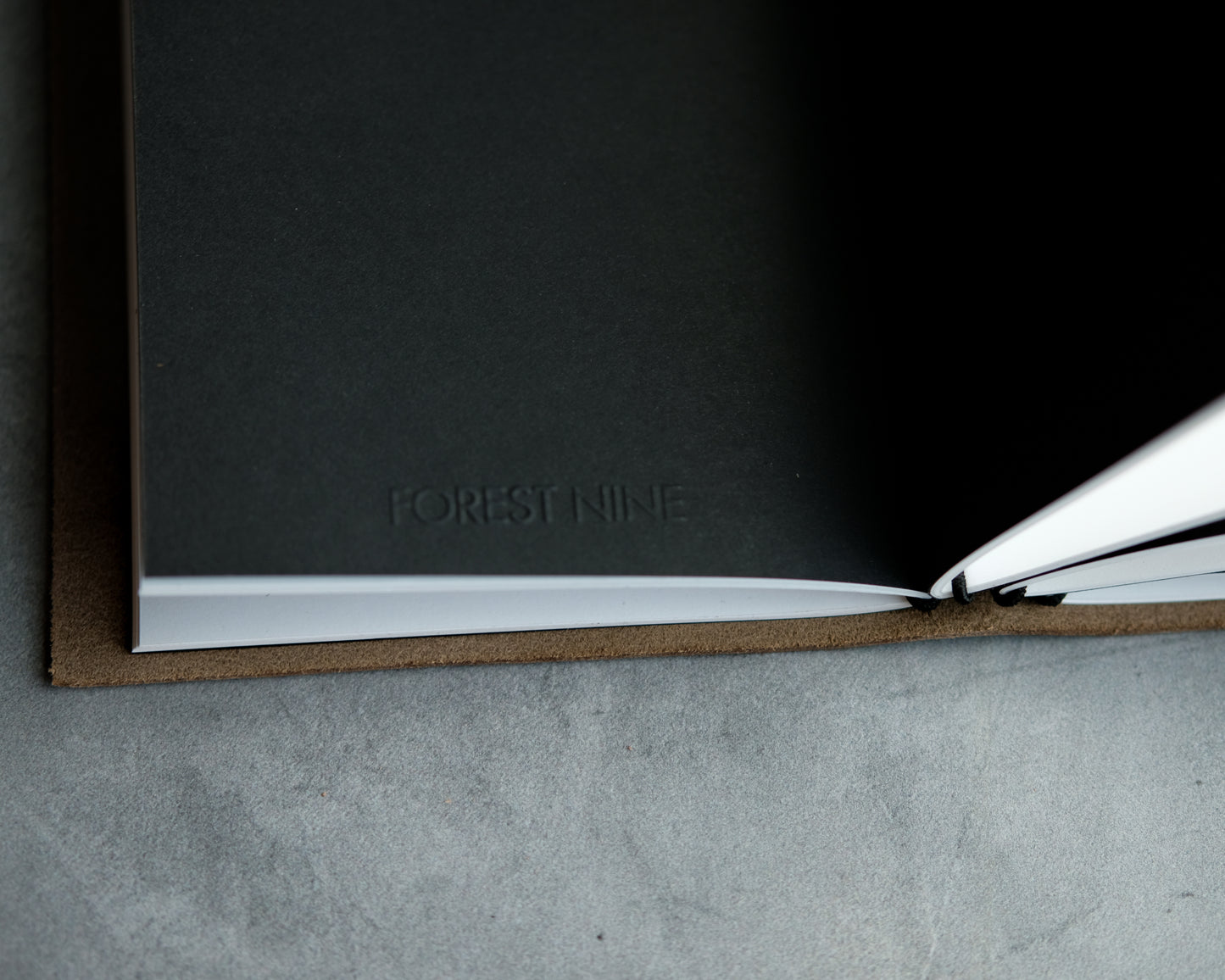 REFILLABLE Leather Notebook / Sketchbook with Elastic Closure