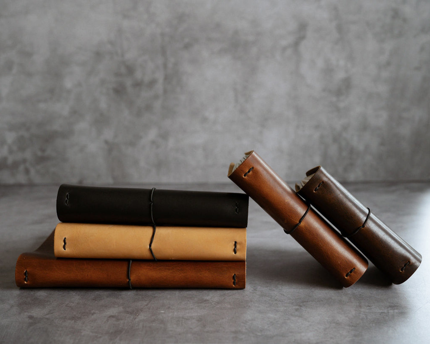 REFILLABLE Leather Notebook / Sketchbook with Elastic Closure