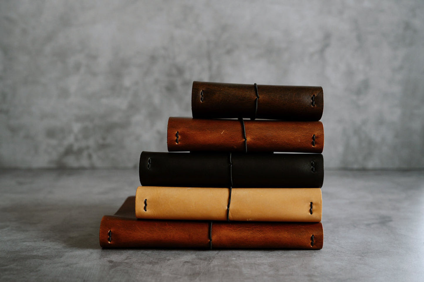 REFILLABLE Leather Notebook / Sketchbook with Elastic Closure