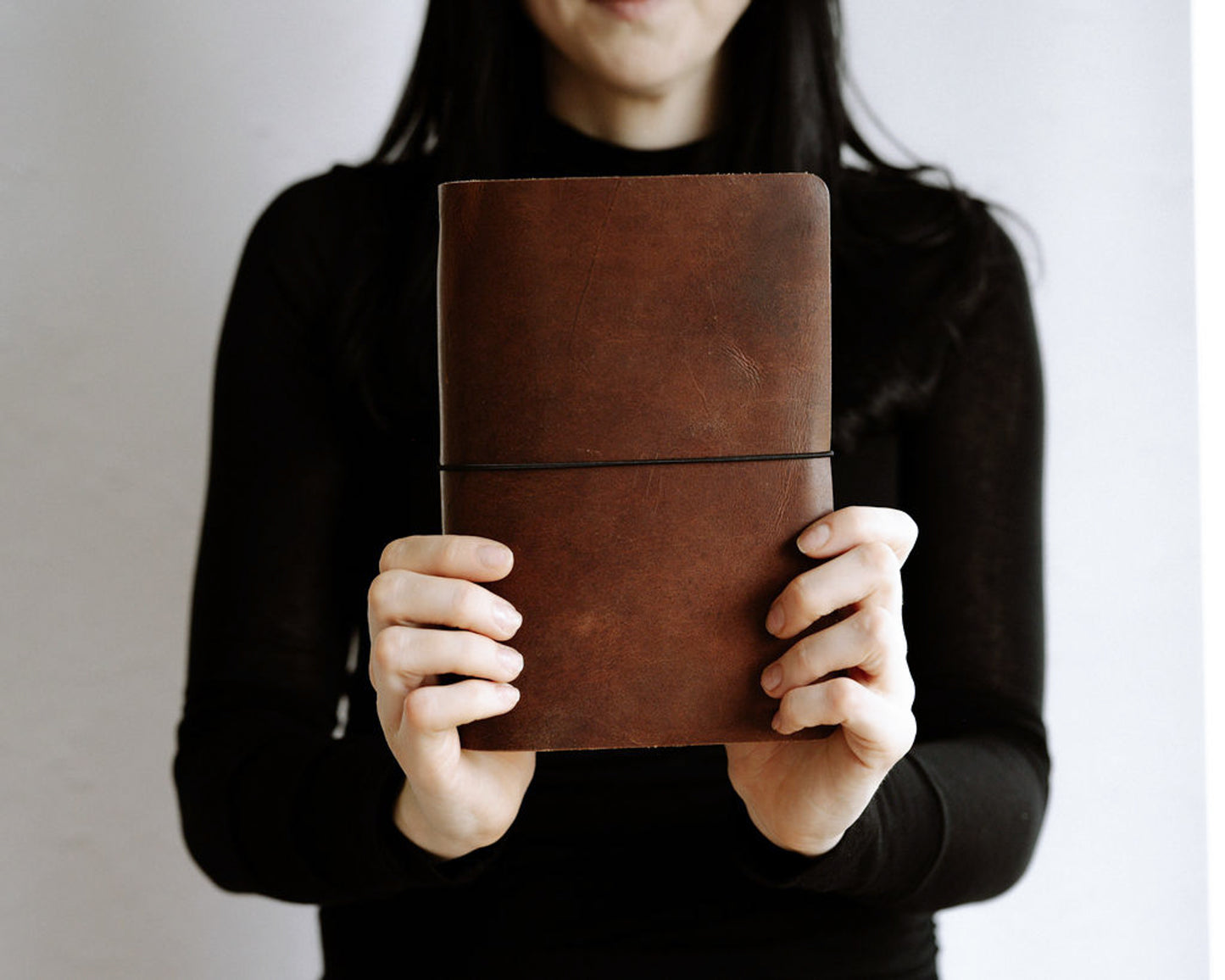 REFILLABLE Leather Notebook / Sketchbook with Elastic Closure