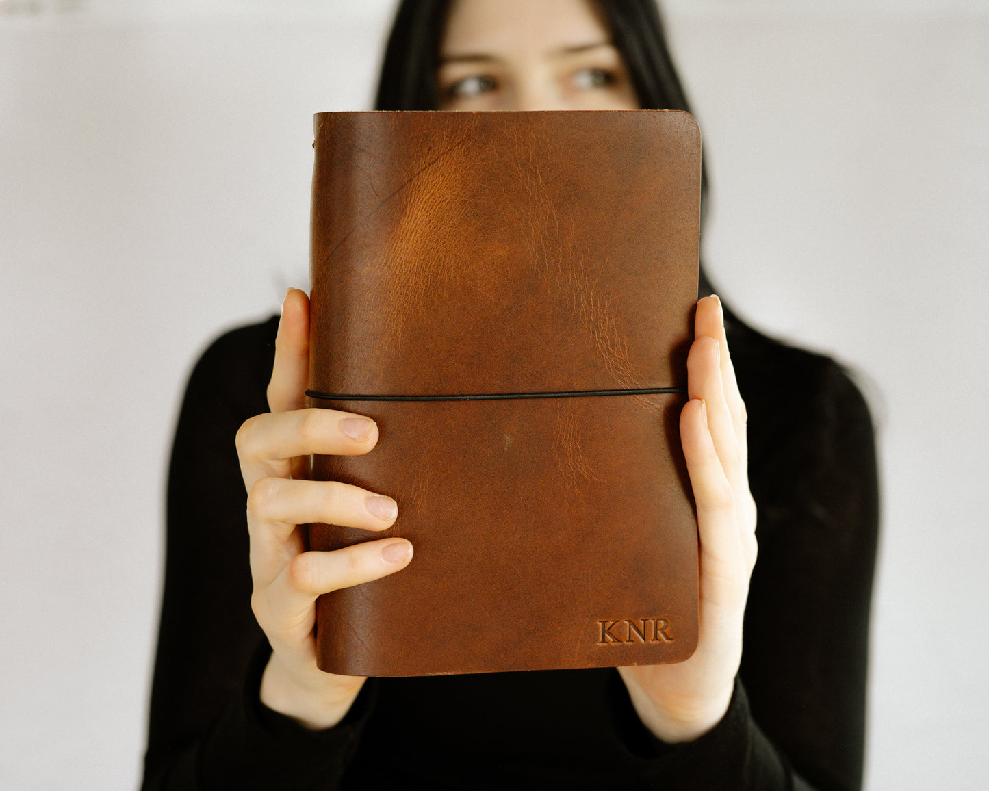 REFILLABLE Leather Notebook / Sketchbook with Elastic Closure