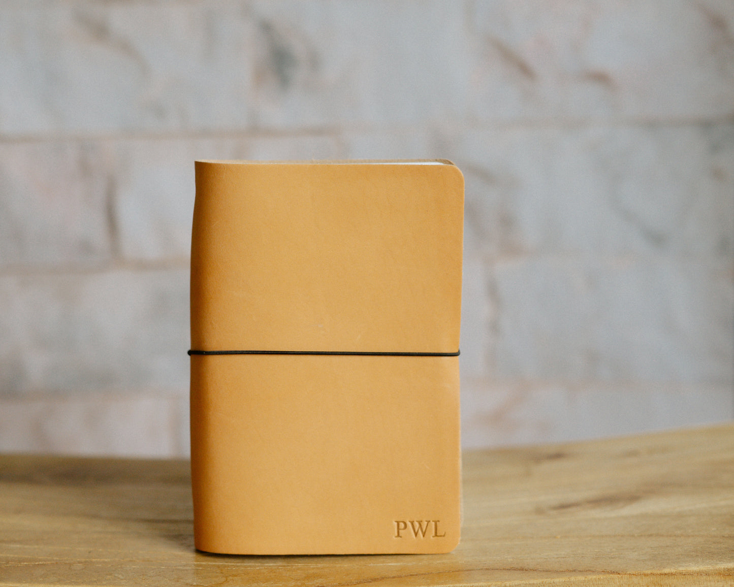 REFILLABLE Leather Notebook / Sketchbook with Elastic Closure