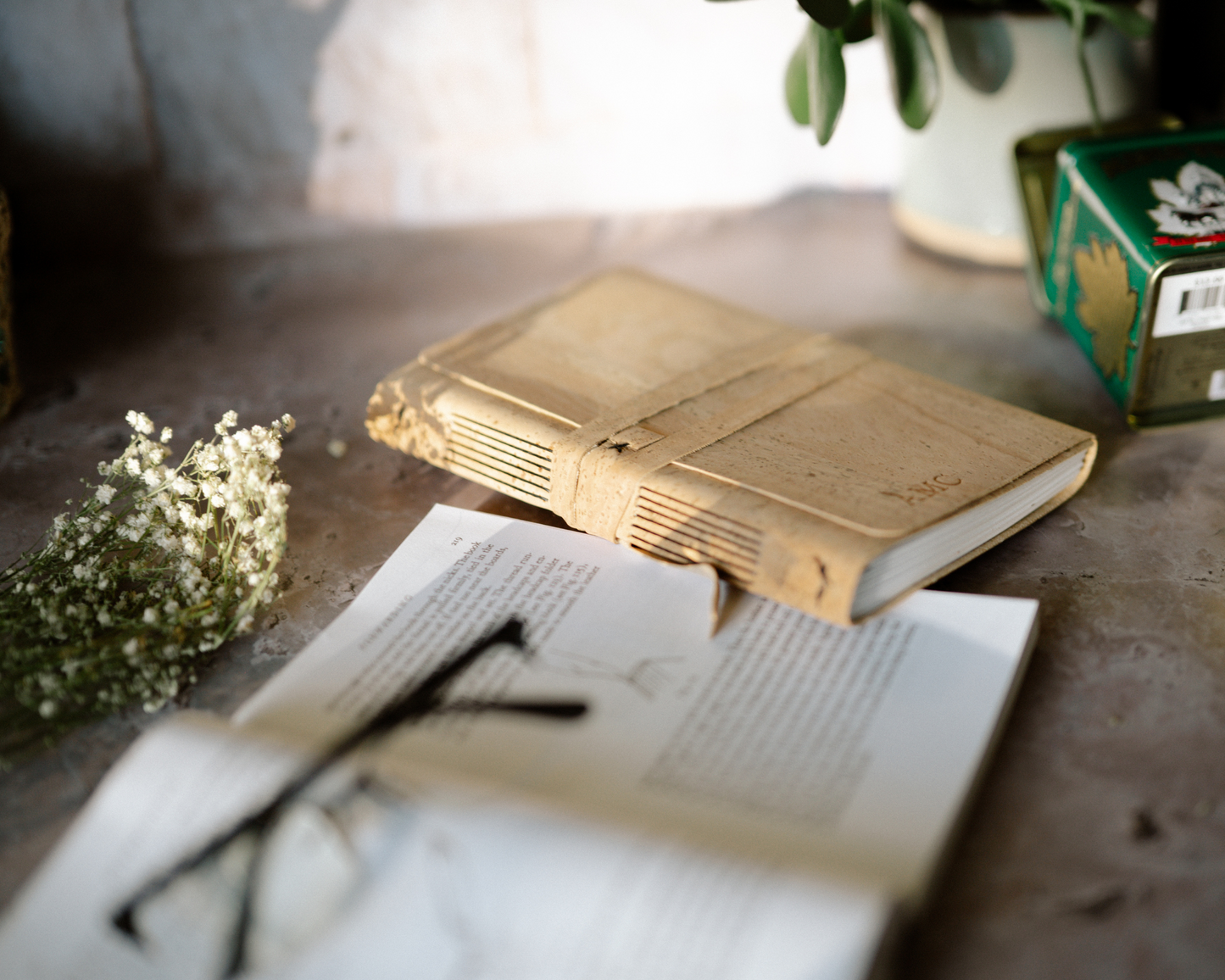 NATURAL COLOR CORK FABRIC JOURNAL (VEGAN)