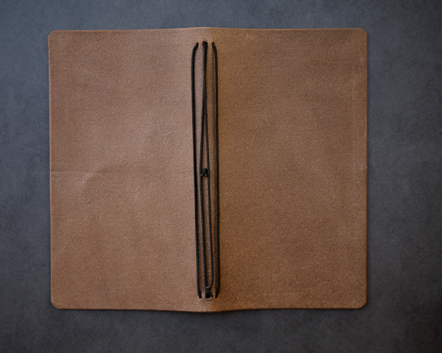 REFILLABLE Leather Notebook / Sketchbook with Elastic Closure