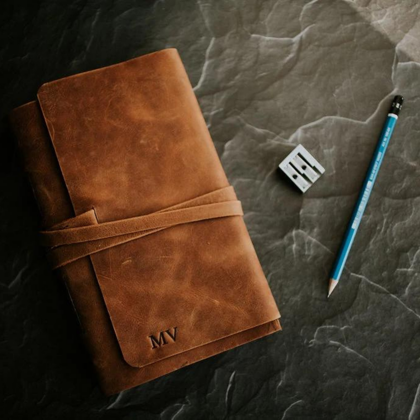 GIFT FOR MEN - PERSONALIZED LEATHER JOURNAL